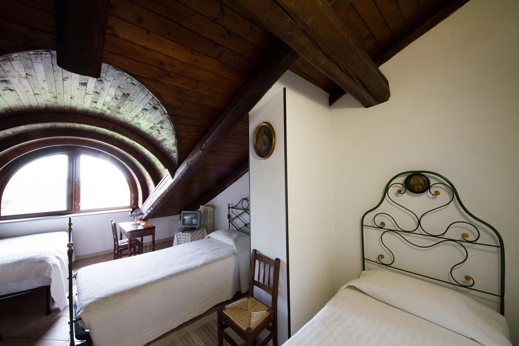 Agriturismo La Ca 'D Majin Poirino Dış mekan fotoğraf